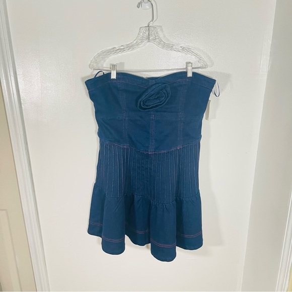 NEW Anthropologie Maeve Rosette Strapless Fit & Flare Denim Mini Dress Festival - Picture 2 of 11